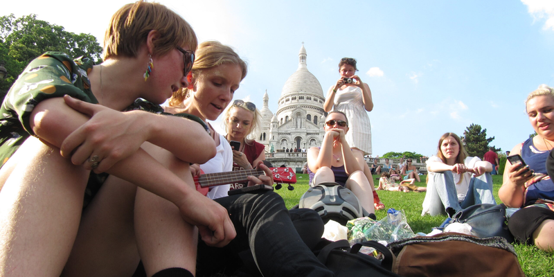 Top 5 Spots in Paris for a Picnic
