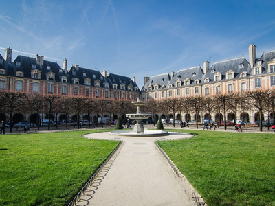 Munching Through the Marais