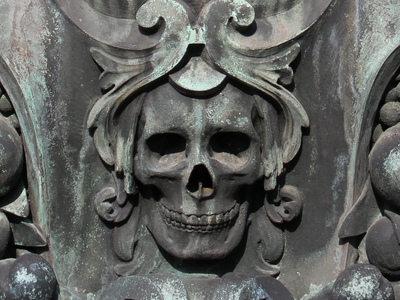 Père Lachaise: Icons Entombed