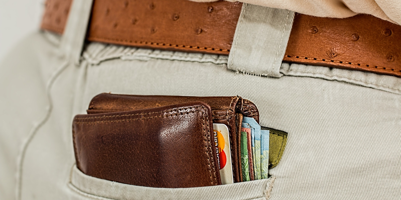 How to Be Smarter Than A Parisian Pickpocket